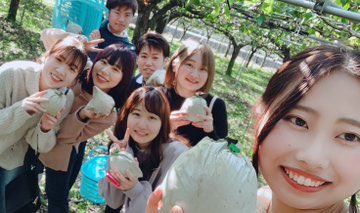 2022guidance's tweet photo. 表現系サークルのペン字研究会を紹介します！😆

「男女問わず22名」募集中！✨

ペン字研究会男の子と女の子どちらもまだまだ募集しています😁
普段は毎週水曜日にかつどうしています！！！☺️
少しでも興味持ってくれた方は公式アカウントの方に連絡ください！待ってます👳‍♂️ https://t.co/ApM8qrov3w