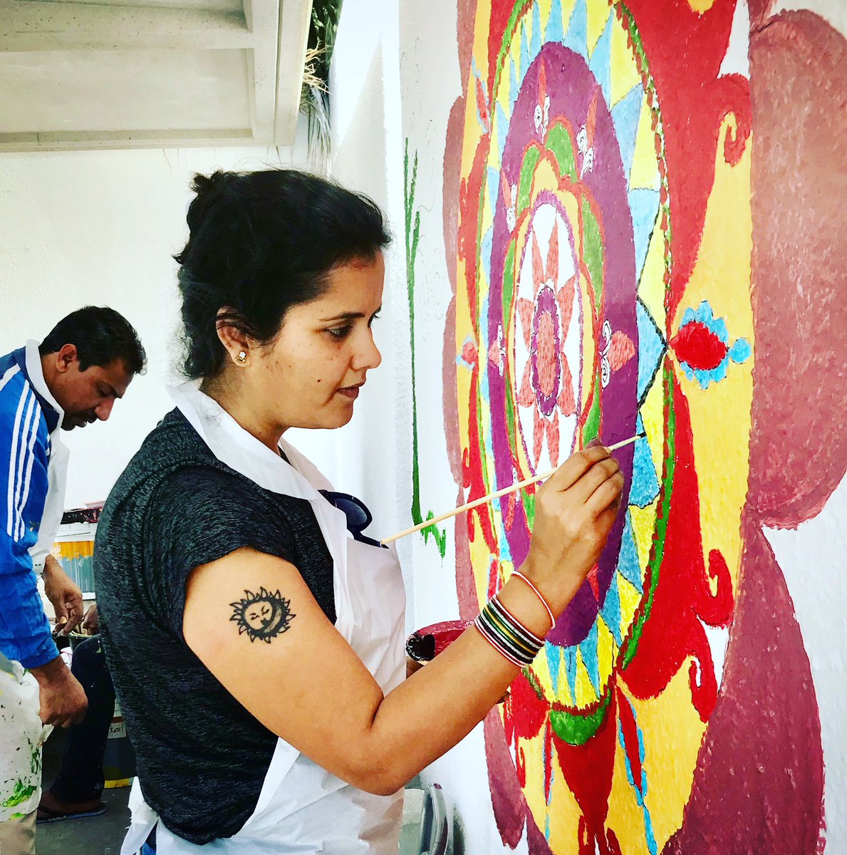 SardaMadhu's tweet photo. #art #artist #mural #muralist #bahrain #bahrainartist #artistinbahrain #wallpainting @alriwaq @ArtIsSharing @artbahrain #abusaiba #school https://t.co/GXTKoUGdw1