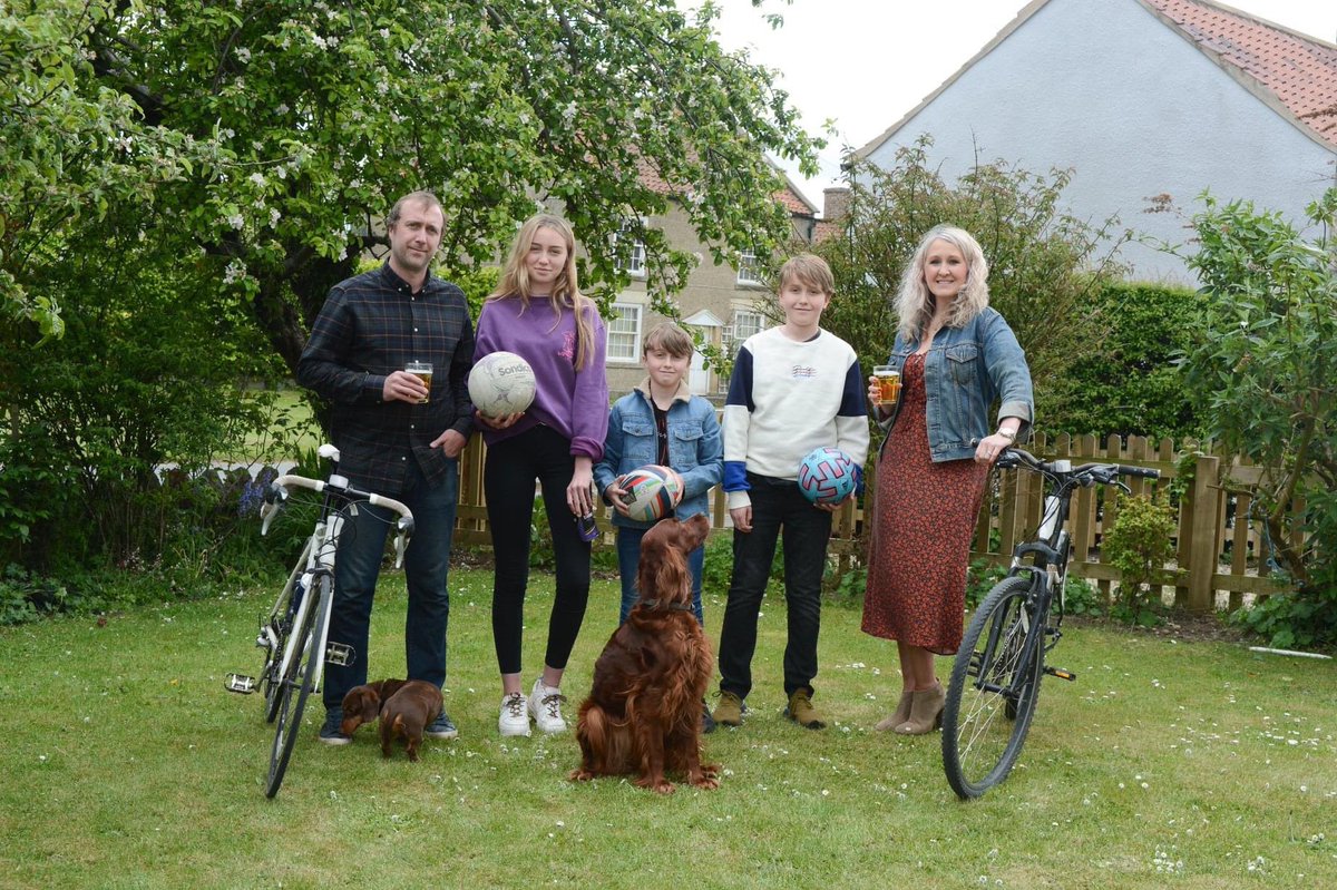 The last two lockdown portraits were in Harome. Can you tell we are missing the Star? <a href="/andrewpern/">Andrew Pern</a>