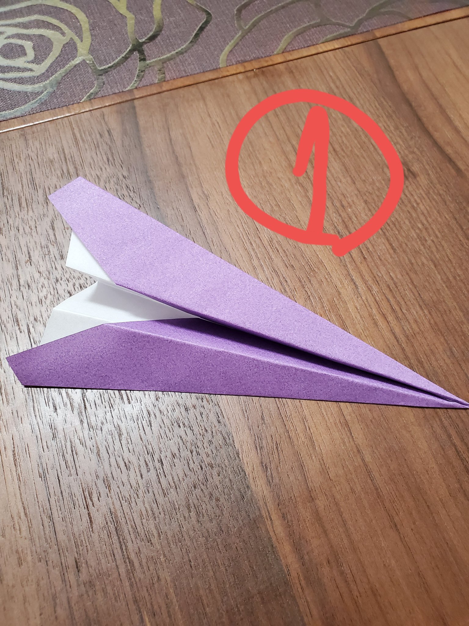 井澤秋乃 囲碁棋士 息子が紙飛行機に興味を持ったのでyoutubeで学んで実践 普通の紙飛行機 最強の紙飛行機 2つを重ねて ダブル合体だ と喜ぶ息子 さて どれが一番飛ぶでしょうか T Co Tprrqkhoo7 Twitter
