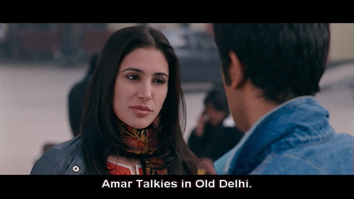 These are the scenes were Heer and JJ get to know each other. Even though she gets pissed off in the beginning as JJ thought she was too neat and clean, then she opens herself to him. They go insane & talk about the mischief they would do in the future. Very well performed scene.