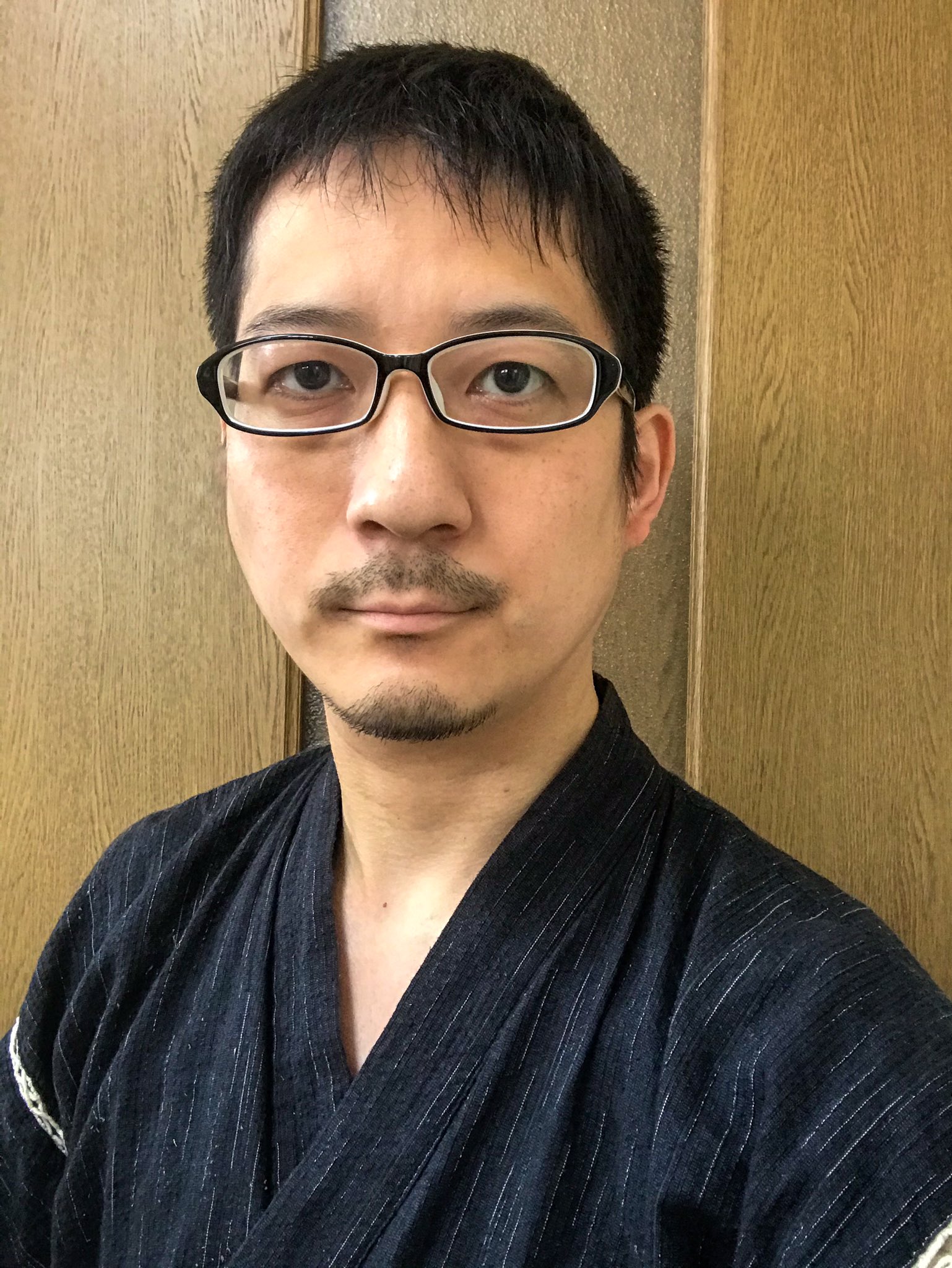 Kai ということで 実験終了 口髭2ミリ顎髭3ミリに整えて自分なりの完成形 余は満足じゃ T Co Vwdrcy72ld Twitter