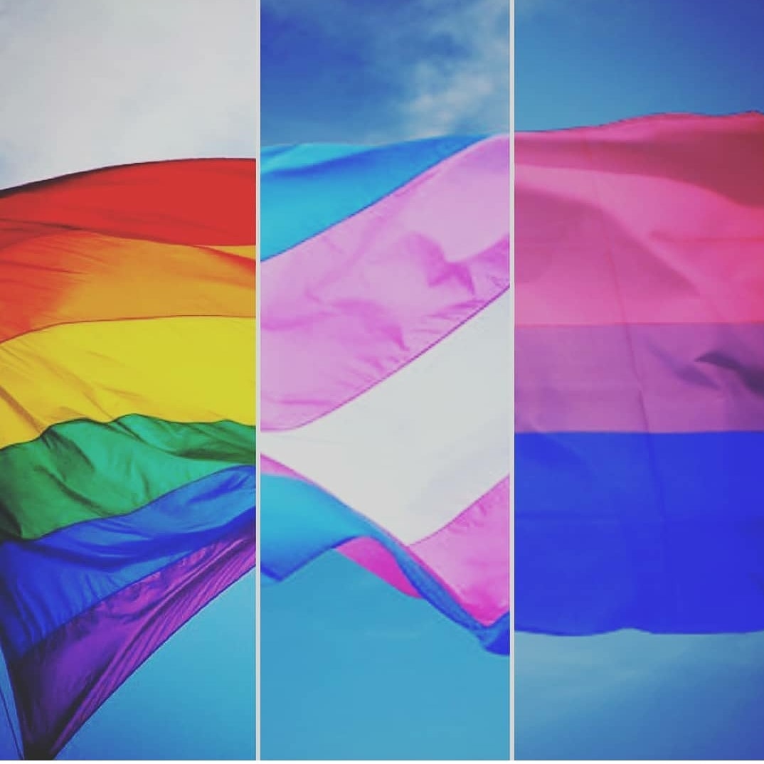 JSAMoclin's tweet photo. El 17 de mayo de 1990, la OMS eliminó la homosexualidad de la lista de enfermedades mentales,por eso,hoy se celebra el Día Internacional contra la Homofobia,Transfobia y Bifobia.

❤🧡💛💚💙💜

🏳️‍🌈LIBRES DE AMAR Y SIN MIEDO🏳️‍🌈

#AmarEsLibre #VacunaAntiOdio #AmorLibertadVisibilidad https://t.co/0YhHSZSBph