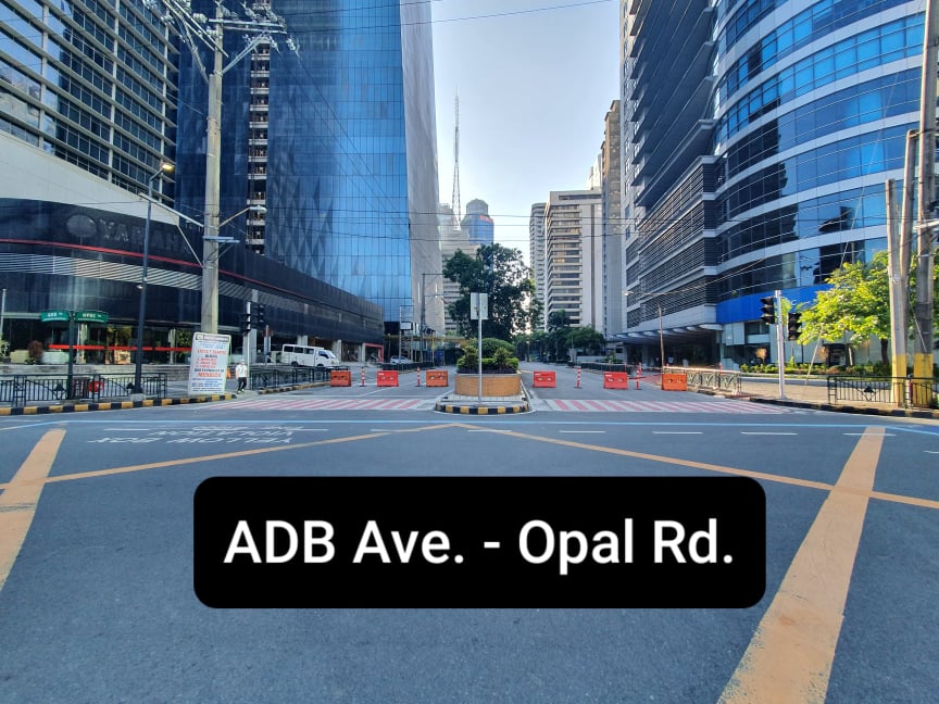 bsapasig's tweet photo. The following roads in AREA 2 of Ortigas Center CBD, @bsapasig are TEMPORARILY CLOSED during MECQ. π‘
β ADB Ave. - Opal Rd.
β ADB Ave. - Garnet Rd.
β ADB Ave. - Sapphire Rd.
β Ortigas Ave. - F. Ortigas Jr. Rd.
#BeatCOVID19 #StaySafeBSA https://t.co/Dd516tLOJn