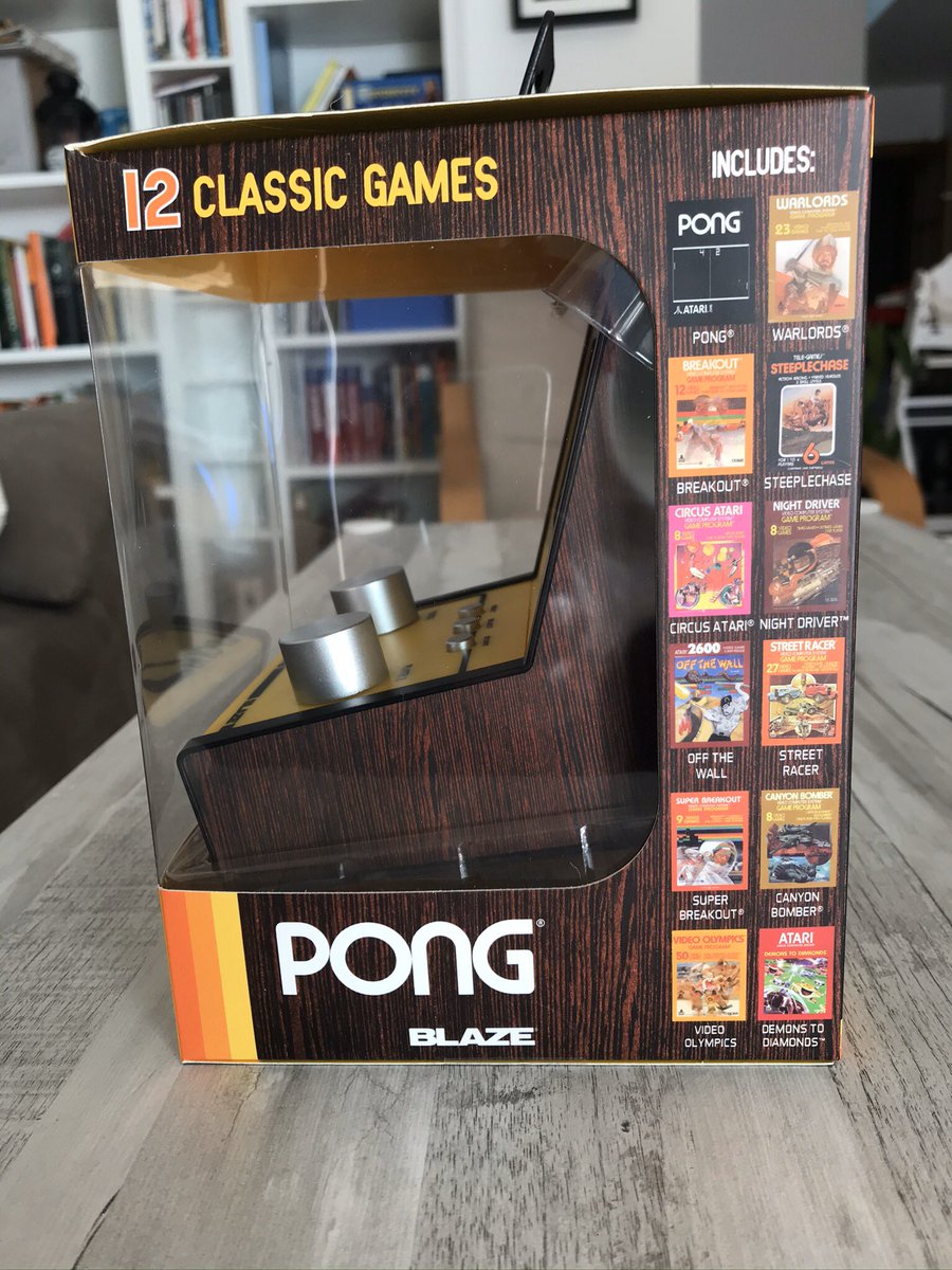 dejocoarts's tweet photo. En 1972 Atari va comercialitzar aquesta maquina recreativa del videojoc primitiu pong i avui us portem un unboxing de la Atari Pong Mini Arcade. #Retro #Atari #Atarimini #Pong #Arcademini #mini #classic #Atari2600 🕹 https://t.co/GTx1SNkNGg