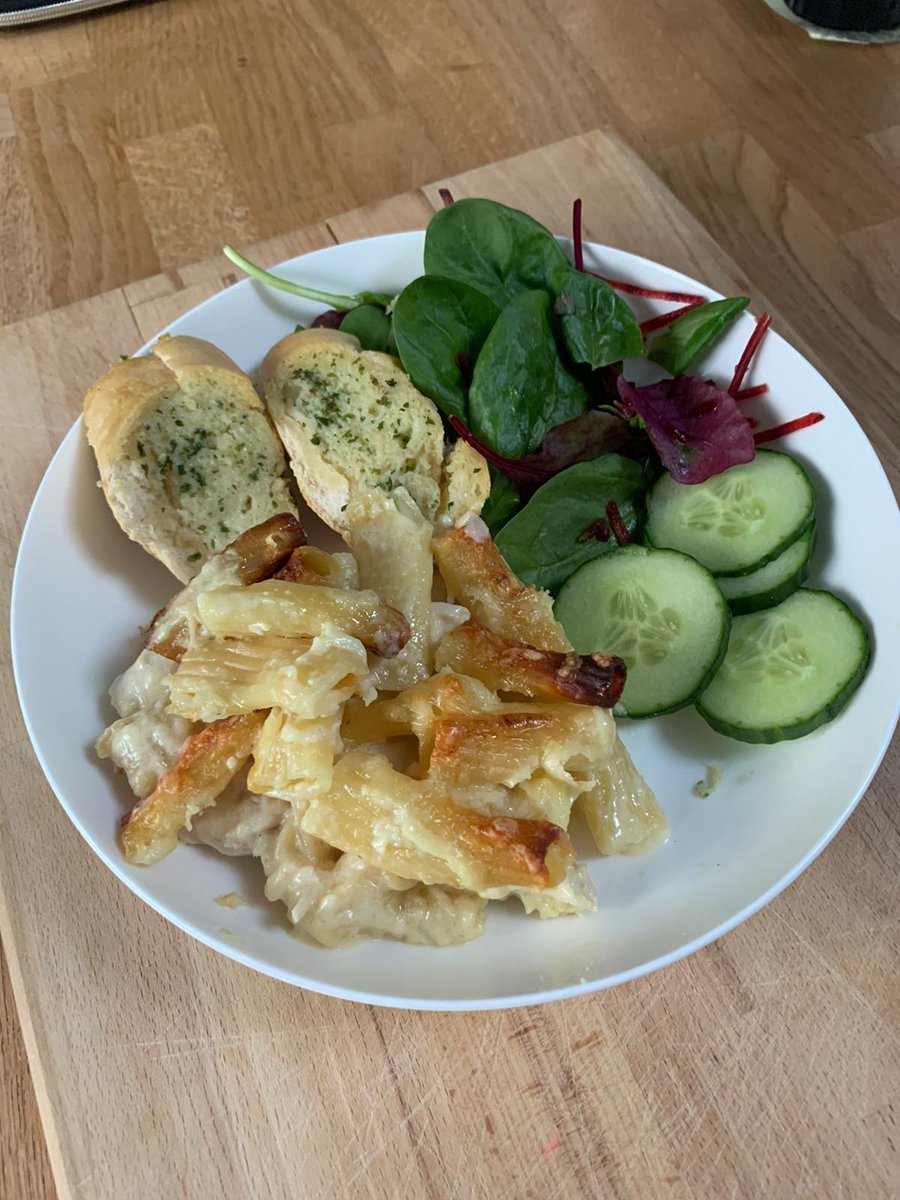 Lightning_Acad's tweet photo. It's been a delicious week for our academy athletes (&amp; Lorenzo) who have been whipping up Italian inspired cuisine for this week's Foodie Challenge 🍕🍝🥖

 #racearoundtheworld 
#LockdownwithLightning https://t.co/l4YPAqKUta