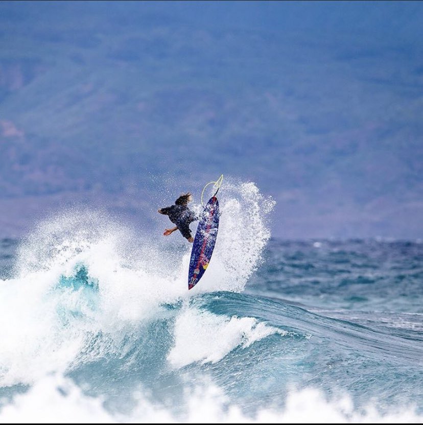 Kai_Lenny's tweet photo. Just when we thought that was it for north swells, we are gifted another! Half way through May too. Maybe we will get a another few swells into June. 🌊🏄‍♀️
📸: @tallteef @hurley @hurley_lahaina https://t.co/zgKnGBCTDo