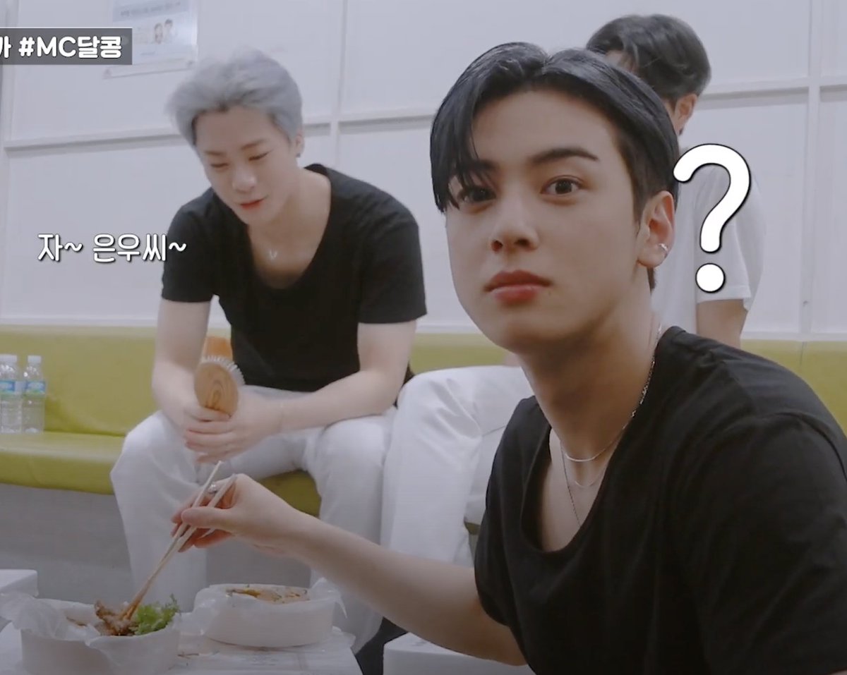 i126330u's tweet image. 허벌반팔커플 허발커