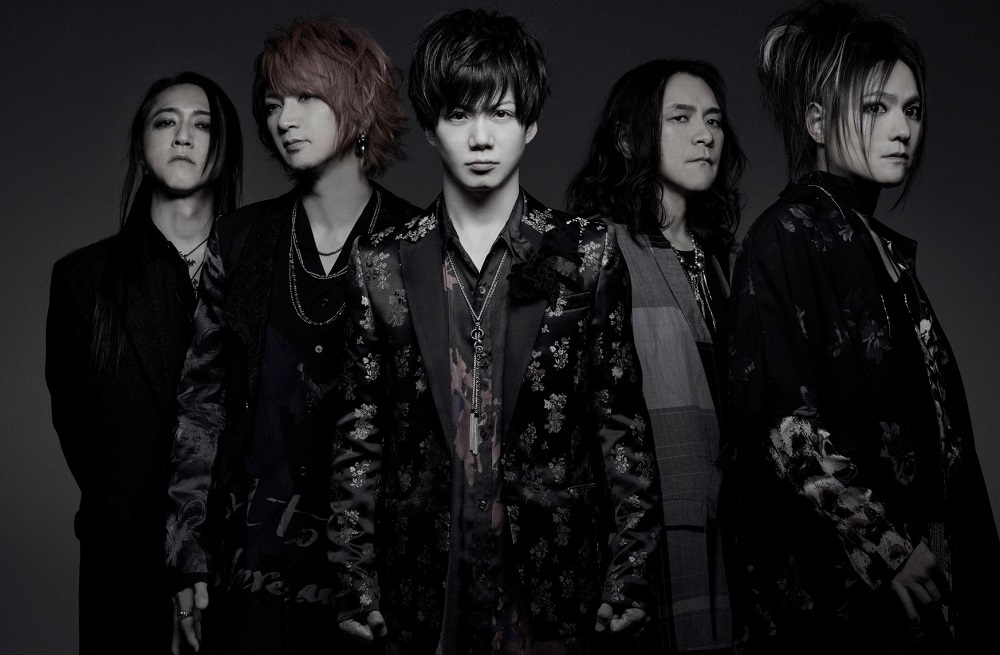 Vkei Guide Rayflower Has Also Revealed Another Artist Photo The Members Are L To R Bass Ikuo Drums Sakura Vocal Takayuki Tazawa Key Keiichi Miyako Guitar Yuki Check Out Their You Tube Channel T Co Inxvtv4pem