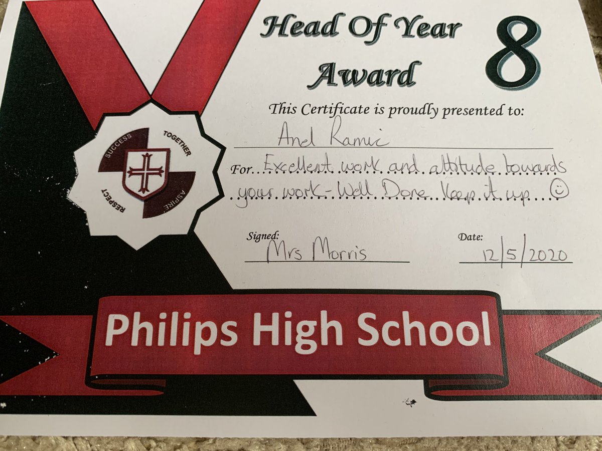 nisaramic's tweet photo. @PhilipsHigh Thank you for this award. We are really proud of him for doing well at this difficult time👏🏻👏🏻 https://t.co/rdj43zwGSb