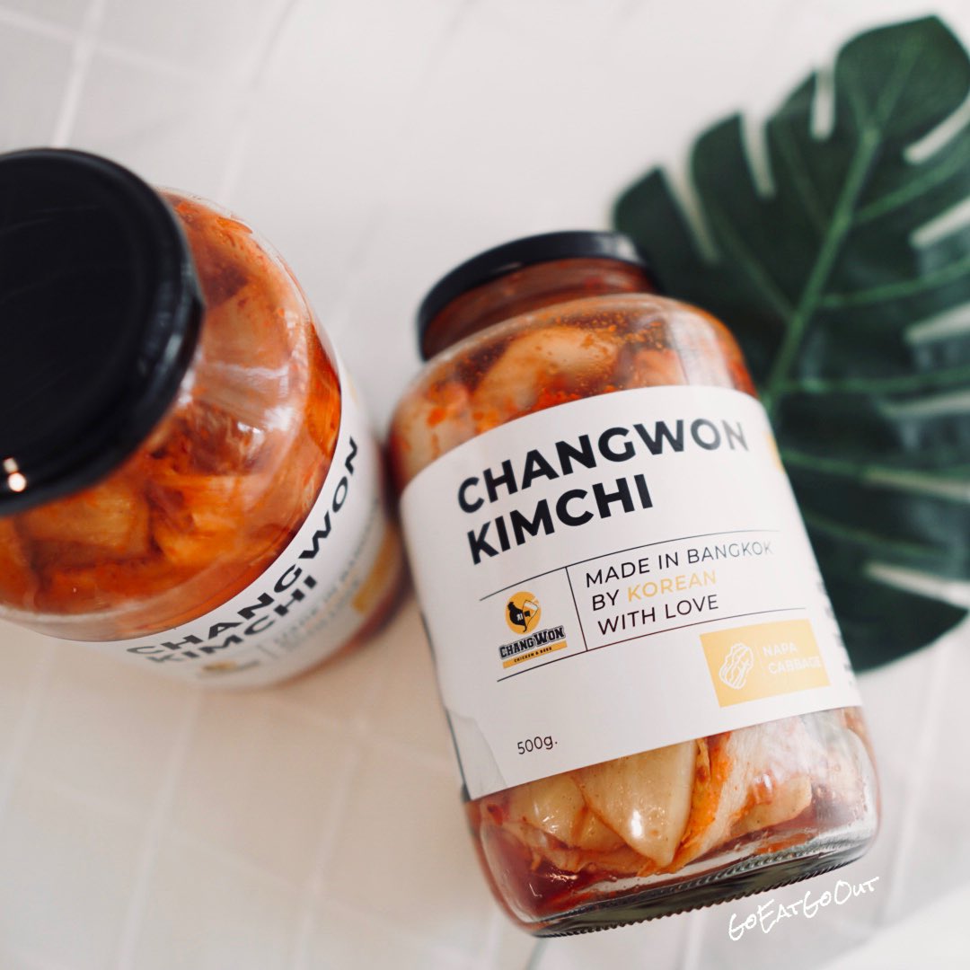 GoEatGoOut's tweet photo. อยู่บ้านนอนดูซีรีย์อินเกาหลีหน่อยๆ นี่เลย Changwon Kimchi กิมจิสูตรโฮมเมดจากเชฟชาวเกาหลีแท้ๆ เนื้อเน้นๆ อร่อยถูกปาก ทำสดใหม่ ขนาด500G ราคา 140฿

สั่งซื้อได้ที่ FB: https://t.co/ZSwjcX2Rfk
LINE: @Changwon 
Tel: 099-6193047

#ChangwonExpress #Kimchi #KoreanKimchi #กิมจิ #goeatgoout https://t.co/bEdr5RGtyz