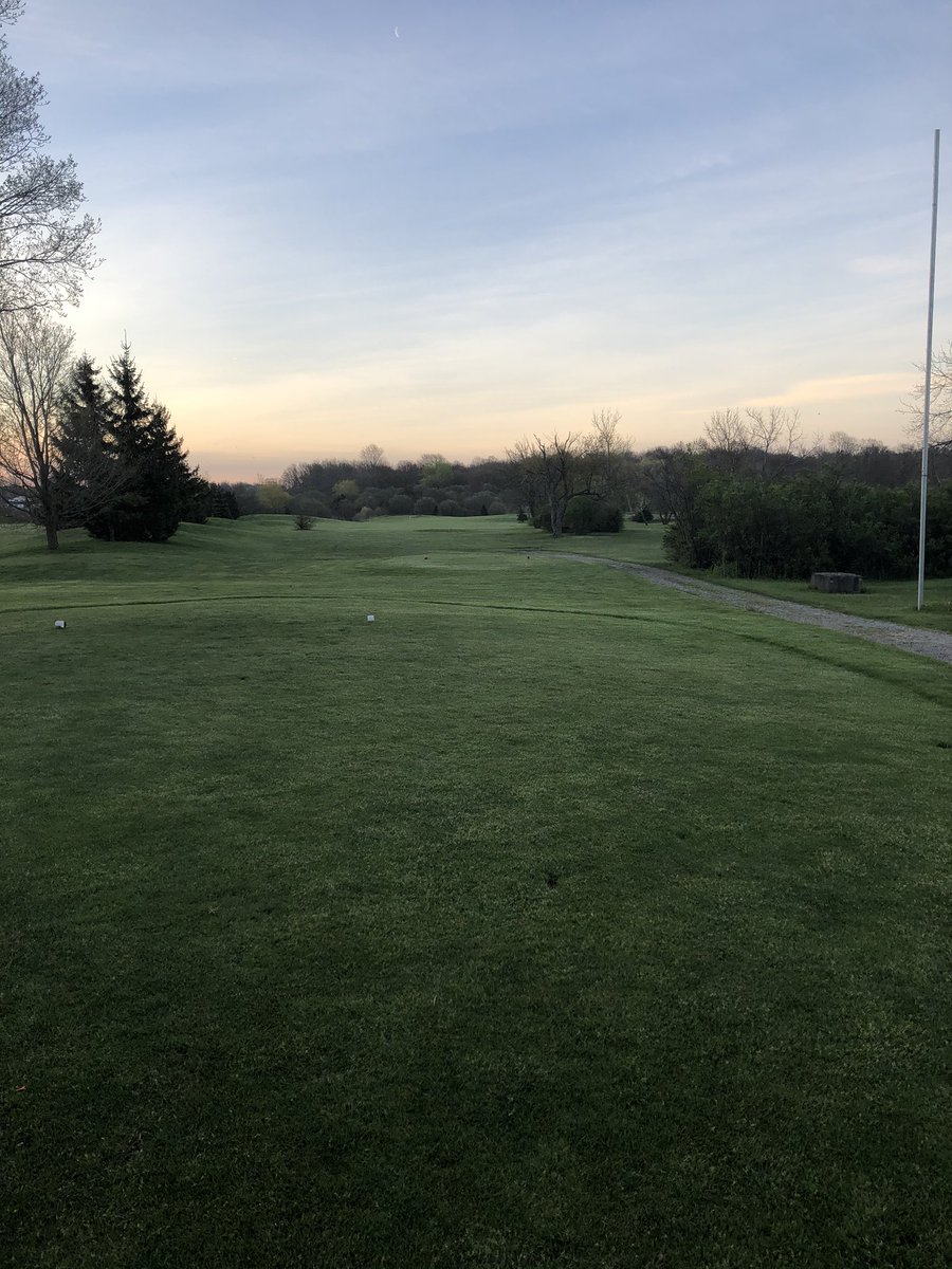 Atw_8893's tweet photo. Two rounds in the books. Beautiful morning at @whiskyrun! Great playing at the friendliest course in #Niagara. Great job of keeping golfers and staff safe and course in great shape! #golf #golfisback https://t.co/KY3o8Vr1vN