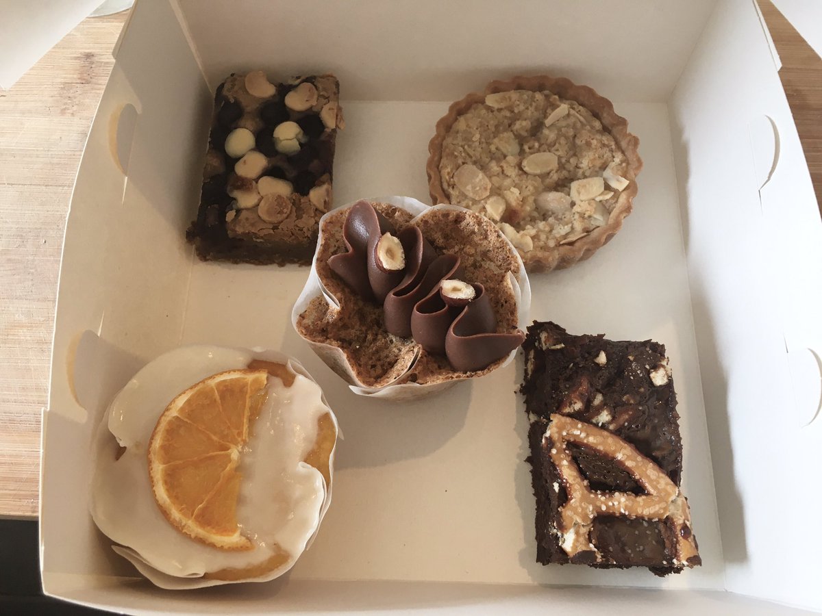 Another gem of a find thanks to @edlockdown: treat boxes from @AbbisPantry. The blueberry blondie was outstanding, but then again, so was everything else. abbispantry.com