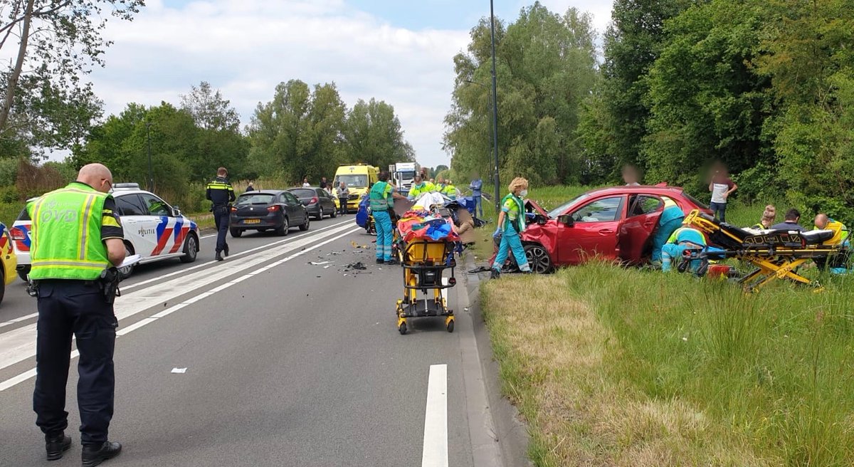 Ernstig ongeval N279 bij Helmond . 17 mei 2020.