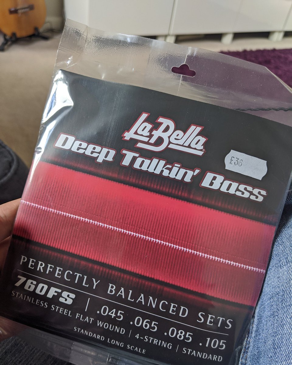 iplaybass1's tweet photo. Always been a life long round wound player. Thought I would try something different.

#bass #bassist #bassplayers #iplaybass #onlinebasstracks #onlinebassguitar #onlinebass #onlinebassrecording #bassonline #bassstrings #labella #flatwounds #flatwound #flatwoundstrings https://t.co/ISvZrL14qb