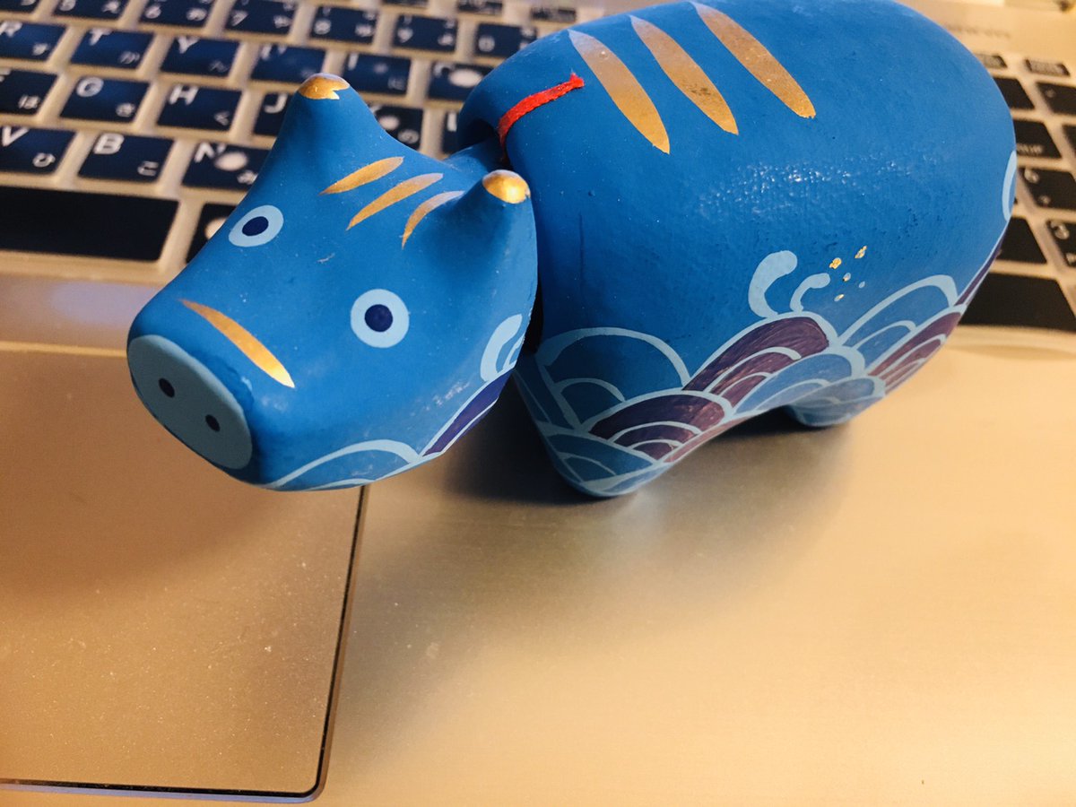 僧侶えいしょう 神社仏閣オンライン 日本文化こばなし 今日は私の大好きな赤べこについて 赤べこは疫病退散のご利益があり まさにコロナの今ばっちり 青い赤べこの波模様 水は清める意味を持ち 好機が波のように途切れること無く訪れる幸福を意味