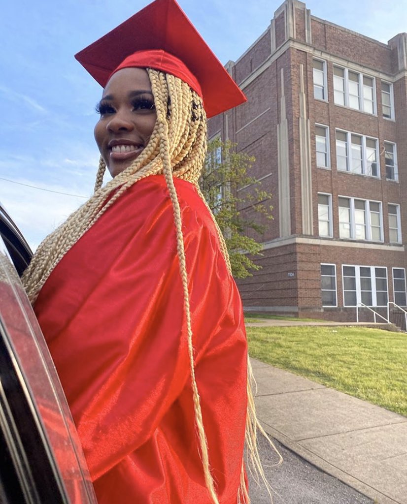 DanetteMWarren's tweet photo. In many ways, yesterday was the culmination of my first year at @EastMagnet. I keep thinking about how lucky I am to work alongside such an amazing staff. The smiles we saw last night are a direct reflection of the love that has been poured in to each graduate! https://t.co/Ac1U4Q8sXH