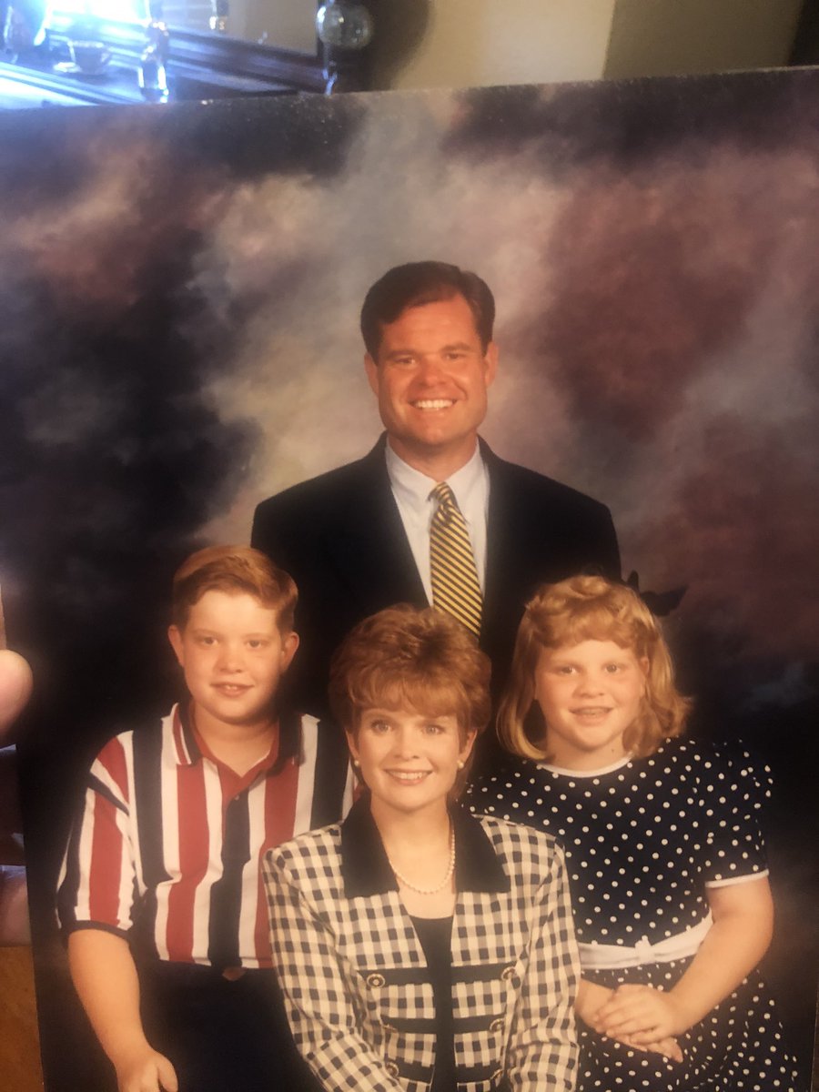 Bob Roberts Jr. ن tweet media