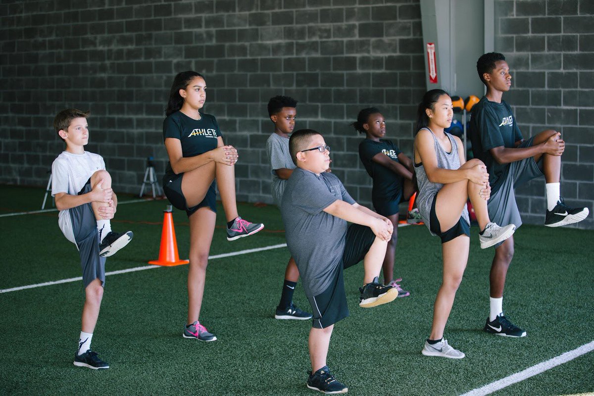 Athlete_TH's tweet photo. 🙌 #ATHFam this is the final week of the at-home training cards (check your inbox)! Thank you for allowing us to help you stay on track with your goals. We look forward to seeing you in class when we re-open or in the live Virtual ATHlete workouts!

#AthleteTrainingandHealth https://t.co/2gQRpajXAc