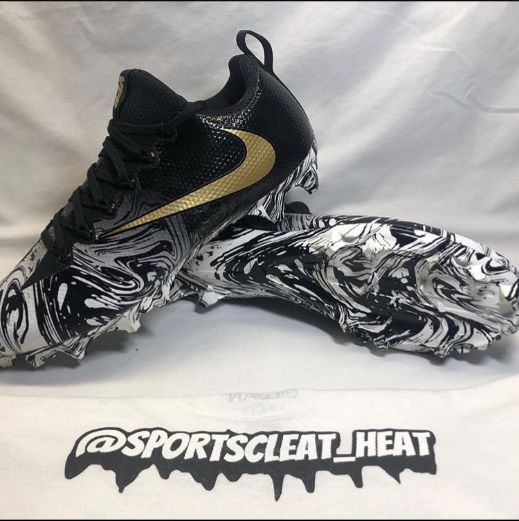 SportsCleatHeat's tweet photo. 🔥🚨: NEW NIKE VAPOR UNTOUCHABLE PRO TD "BHM" PRE PRODUCTION SAMPLE. SIZE 11. $269 SHIPPED. DM FOR PURCHASE!! https://t.co/N6WQlobiuk
