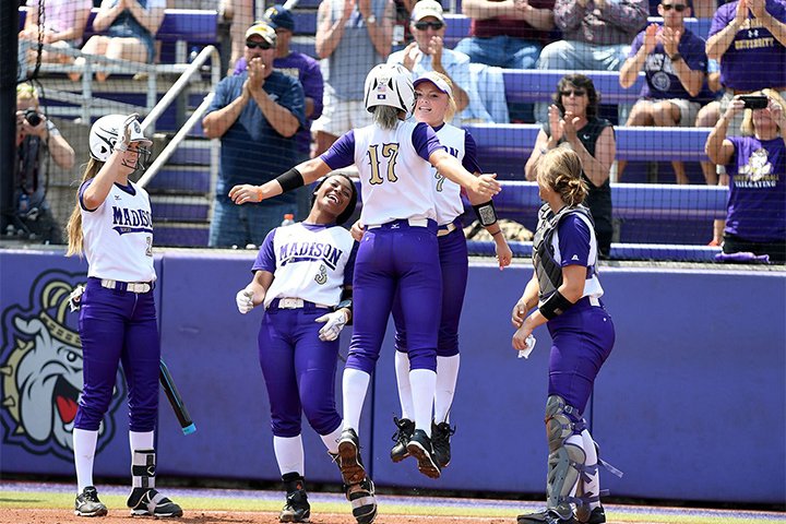 Women for Madison tweet media