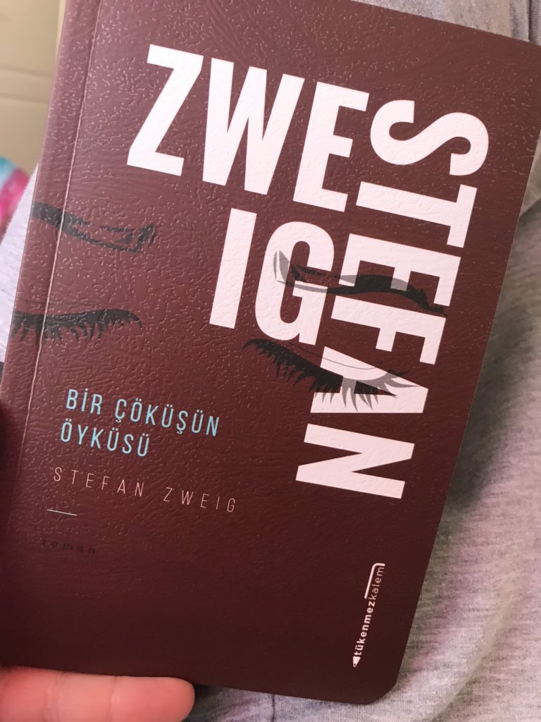 O bir ateşti, kadın ise üşüyordu. 
#stefanzweıg 
#birçöküşünöyküsü
#kitap