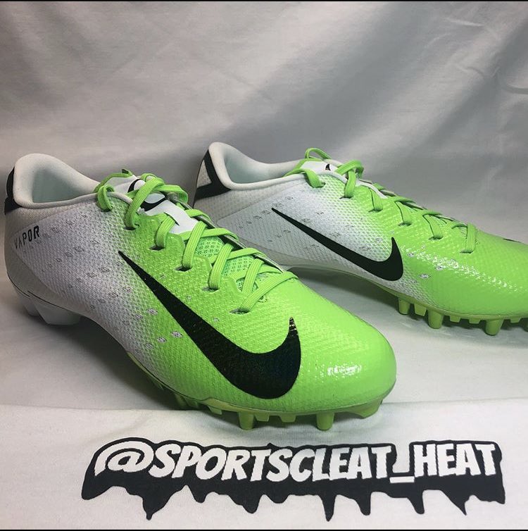SportsCleatHeat's tweet photo. 🔥🚨: OREGON TEAM ISSUED NIKE VAPOR UNTOUCHABLE SPEED 3. NEW. SIZE 10.5. $119 SHIPPED. DM FOR PURCHASE!! https://t.co/GUG2gWy8XK