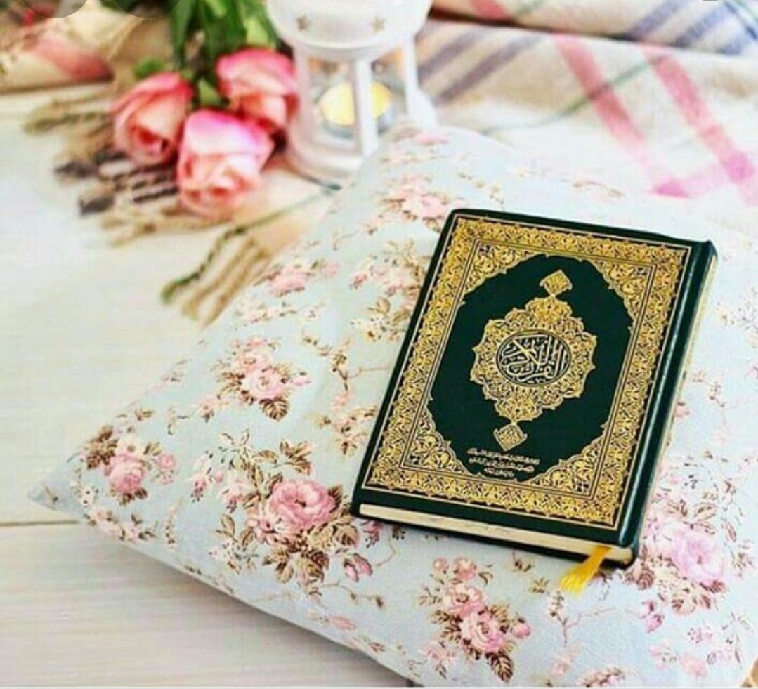 rak__21's tweet photo. كونوا قآرِئين [ للقرأن ] فقآرئ القُرآن
 لا يشكو هماً ، و لا غماً ، و لا ضيقاً ، 
و لا ضجراً https://t.co/wgw4jcPxgR