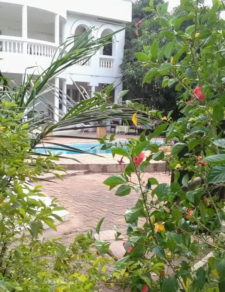 anousbamako's tweet photo. [#BONPLAN] Le brunch de Résidence La Casa Blanca est de retour 🤩
RDV le Samedi 23 et Dimanche 24 à partir de 11h00 🕚 
Tag quelqu’un qui devrait t’y inviter 📲
-
#anousbamako #anbmagazine #resto #sortirabamako #bamakomali #brunch https://t.co/MActRlsA6J