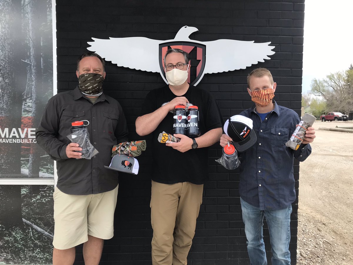Fremont1_BCreek's tweet photo. Brendon, Cade and Mike from @MavenBuilt with goods for our student incentive drawings! Thanks to the Lander Kiwanis for donating money to allow BCE to support our local businesses! #landerstrong #landerwyoming https://t.co/wywIL5a8lU