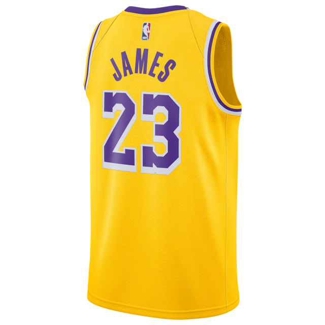 SOLELINKS's tweet image. Ad: NBA x Nike @KingJames Swingman Jersey at $56.24 each + FREE shipping, use code DUNK25

Yellow =&amp;gt; bit.ly/3fU5MPP

Purple =&amp;gt; bit.ly/2LCDfk4

White =&amp;gt; bit.ly/2Zb7mHd