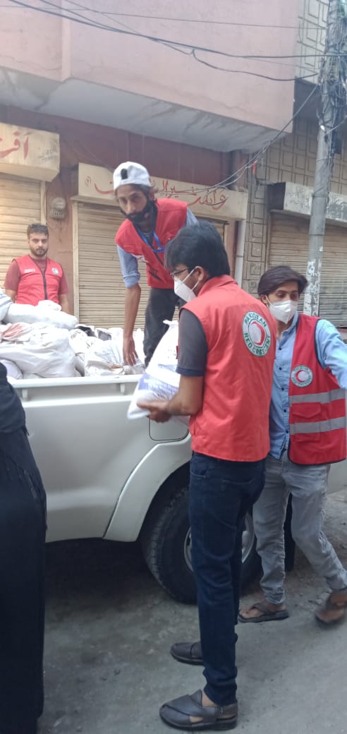 Pakistan Red Crescent Punjab Branch distributed 160 food packs among deserving families at different areas of Lahore on 16th &amp; 17th May, 2020

We are here for you but you need to stay at home🏡

#COVID19 #EhtiatKarona #احتیاط_کرونا #StayAtHome
#YouthOnTheMove
<a href="/AbrarUlHaqPK/">Abrar Ul Haq</a>
