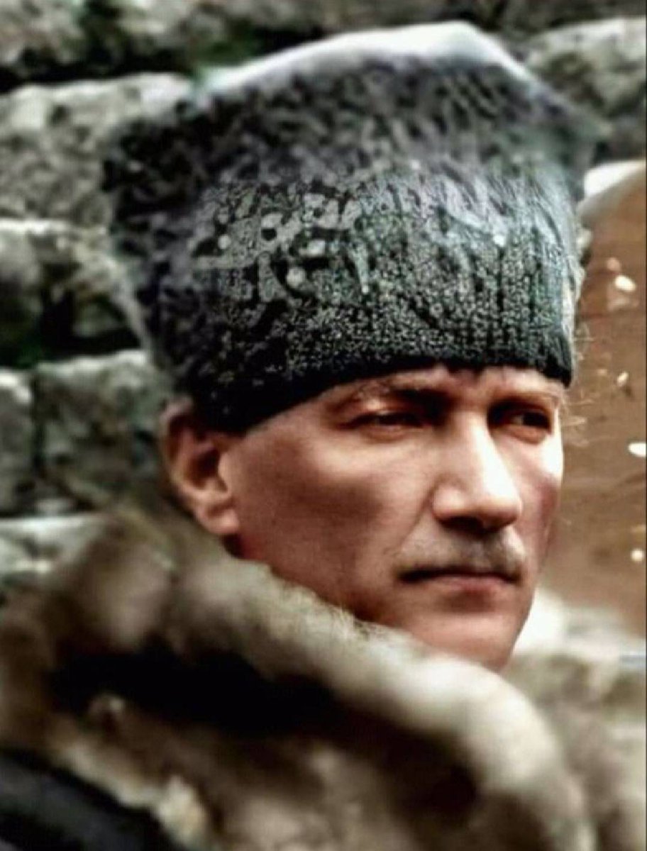 Atatürk İlimdir
Atatürk Bilimdir
Atatürk Işıktır
Atatürk Öncüdür
Atatürk Gelecektir
Atatürk Barıştır
Atatürk Bağımsızlıktır
Atatürk Özgürlüktür
Atatürk Gençliktir
Atatürk TÜRKİYE CUMHURİYETİ'dir....🇹🇷
#ATATÜRK