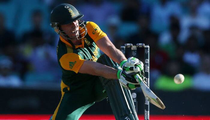 Newone423's tweet photo. He can able to bat all round the stadium 🏟️

Field in Any Place🤷‍♂

The Name is ABD 😍❤️

#MostLovedCricketerABdevilliers https://t.co/9PP5ULd8RH