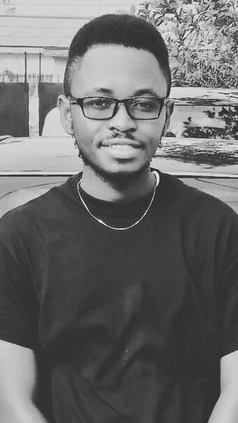 nanowrtr's tweet photo. @JPLFR80 Im not bipolar yet im black and white like a panda https://t.co/TwB1WQGc2H
