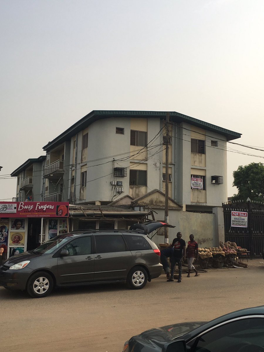 applepine_ent's tweet photo. Purchase our two-storey building in New Oko oba, Agege, Lagos State. w Certificate of Occupancy title.
Inquire for Price by tweet.
https://t.co/RdOc58JcQT https://t.co/qReEc3XeD8