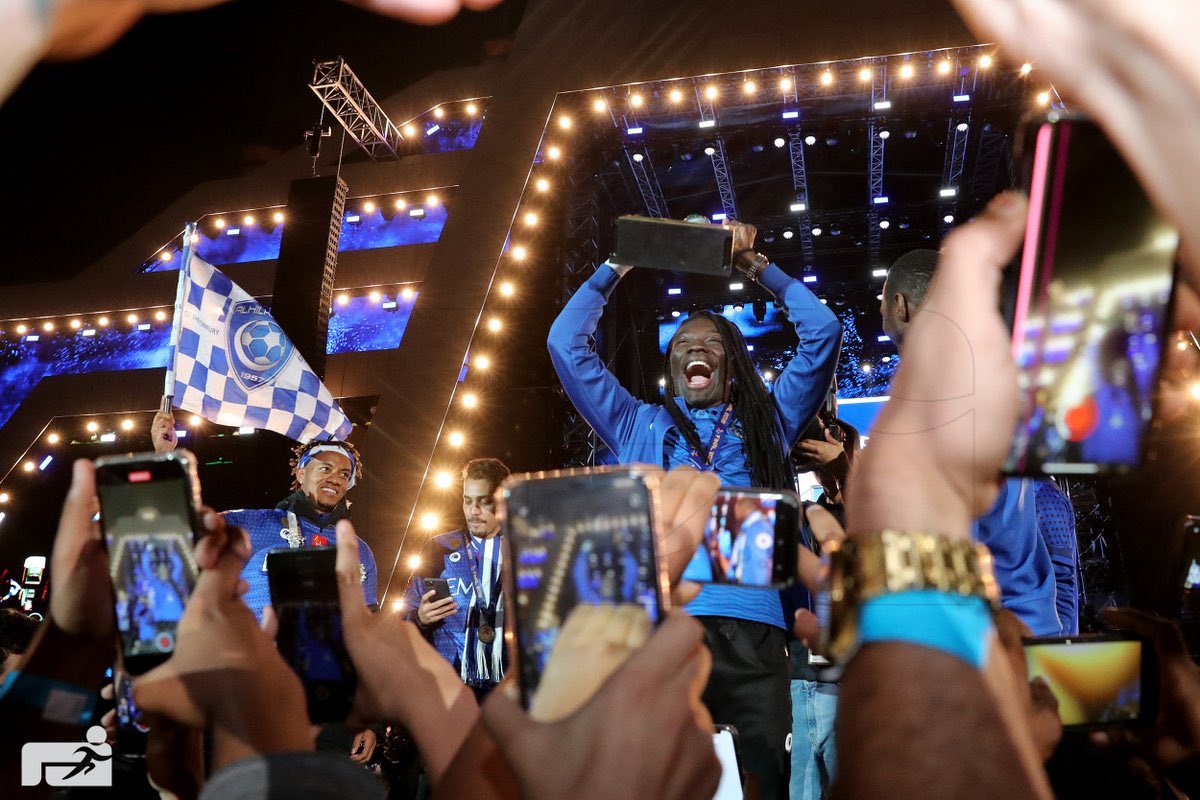 baytAlhilal's tweet photo. بشار عبدالله "لاعب #الهلال السابق":

"إخترت الهلال على النصر، لأن مافي مقارنه ابدًا بين الفريقين لأن الهلال كله نجوم .. وفي وقتها النصر ما كان عنده مُشاركات آسيوية عكس فريق الهلال💙". https://t.co/IngT1xBnL1