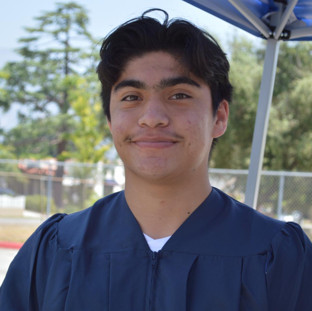 MarshallEagles1's tweet photo. Congratulations to Marshall Fundamental Class of 2020 Senior, Oliver Reyes @pasadenaunified @marshalleagles1 class of 2020 #MFSSSeniorRollCall @pcclancer #MechanicalEngineering #MarshallFundamentalBoysSoccer
#WeArePUSD #PUSDProud #PublicSchoolProud #MarshallFundamentalProud https://t.co/k5UR9g9SRv
