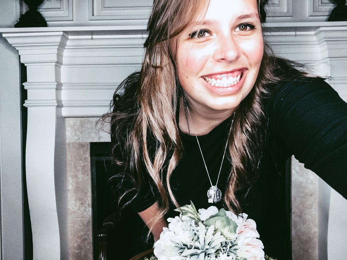 ValpoU's tweet image. Today we are celebrating the Valparaiso University Class of 2020! Share your graduation day photos with #ValpoGrad2020 and tag us in your posts to be featured on the University's social media accounts.