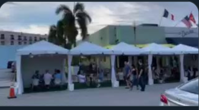 phillygodfather's tweet image. My favorite cousin just sent me this from West Palm Beach Florida..

#WelcomeBackAmerica 

Restaurants are popping.