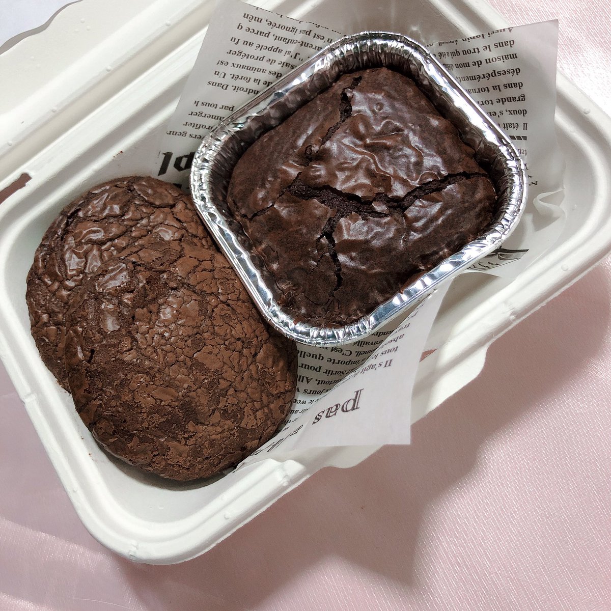 mamajaemin's tweet photo. เปิดออเดอร์บราวนี่กับคุกกี้บราวนี่ รอบที่1
🤎brownie 35 บาท

🤎brownie cookies 
S - 4 ชิ้น 100 บาท
M - 6 ชิ้น 150 บาท
L - 8 ชิ้น 195 บาท

set cookise &amp; brownie
cookises 2 + brownie 1  80 บาท

🚚ส่ง 55 บาท 
นัดรับ ในเมืองโคราช💚
ปิดรอบวันที่23 ตอนสี่ทุ่มนะคะ 
#browniemamajaemin https://t.co/wGZVnJuZVf
