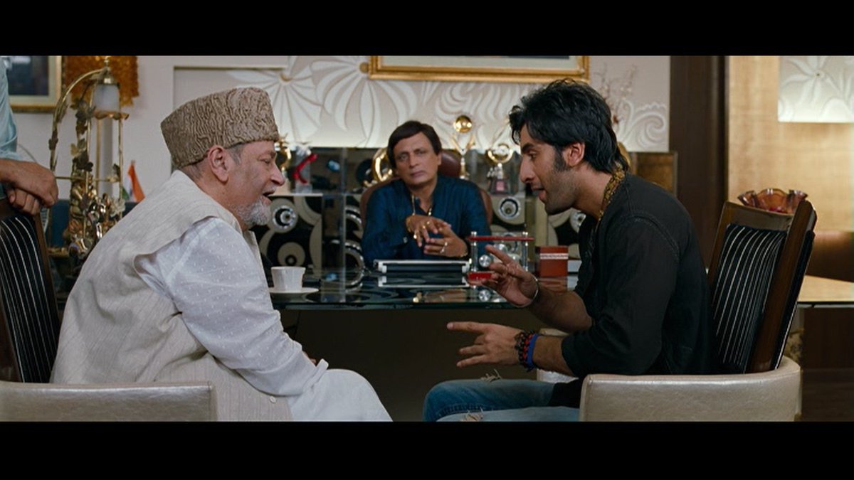 "He won't fit into your small cage." Ah. What an expression it is. And Shammi Kapoor Sahab's presence has brought the divinity to the movie. And look at Jordan, he seems casually talking to a legend, it is not that he doesn't know him, it is just he cannot be a regular aadmi.