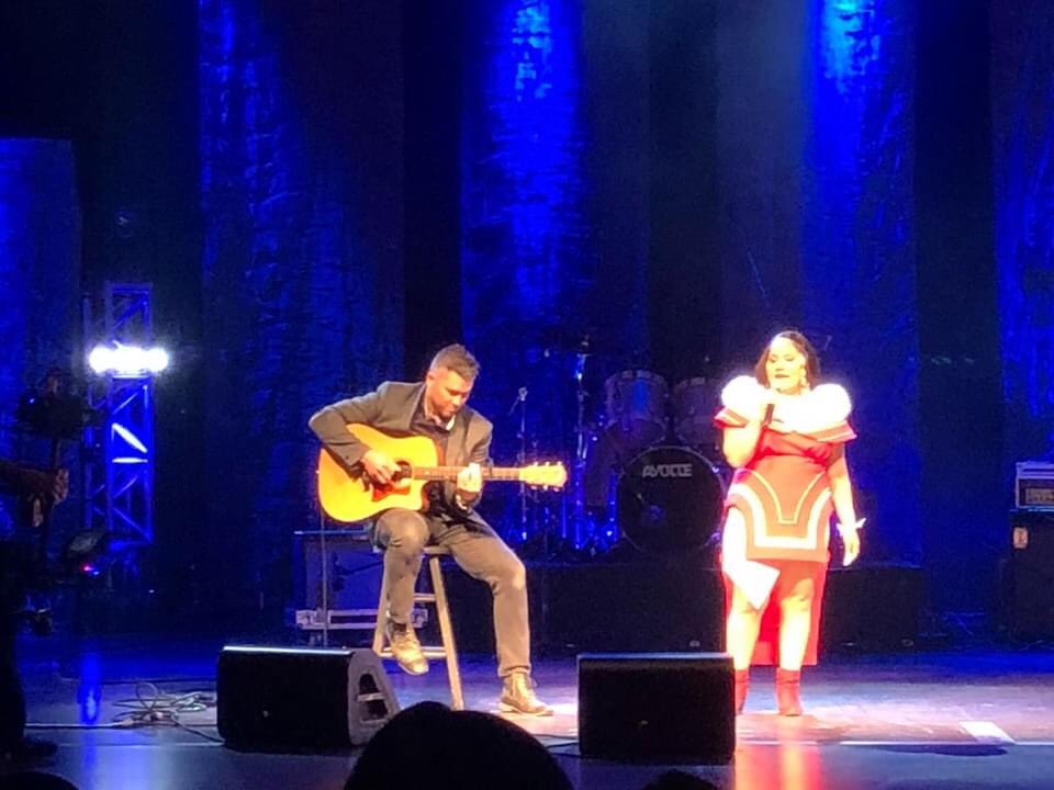 LowaBeebe's tweet photo. #throwback to one year ago today at the “2019 Indigenous Music Awards tonight in Winnipeg, Manitoba!! Thank you Lisa Meeches for the work you & your team do year-after-year!! An amazing memorable show!! #thankful #IMAs2019 #Indigenous #Awards #Winnipeg” https://t.co/OjyW2f5RaL