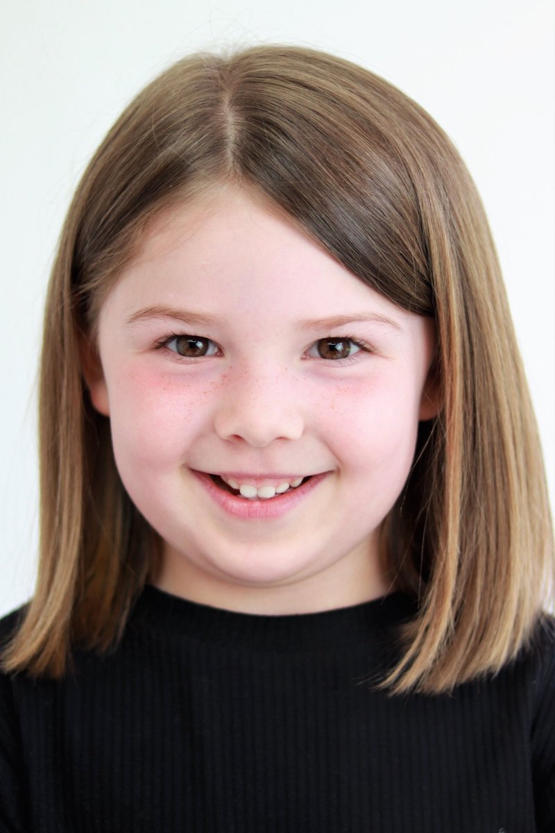 TheaAchillea's tweet photo. New #headshots from mummy’s studio today. Can’t wait to get back to #castings and #filming when safe to do so ☺️ @SallyKingAgency @SKingCasting #ImOnlyFive #SallyKingManagement #SallyKing #CastingRoom #Quarantine #lockdown https://t.co/Gtiz92qVLS