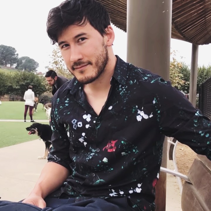 iankneecox's tweet photo. i love his fuckin eyes 
i love his fuckin shirt
I LOVE EVERYTHING ABOUT HIM 🥺💘 https://t.co/EIZj8iUy6R