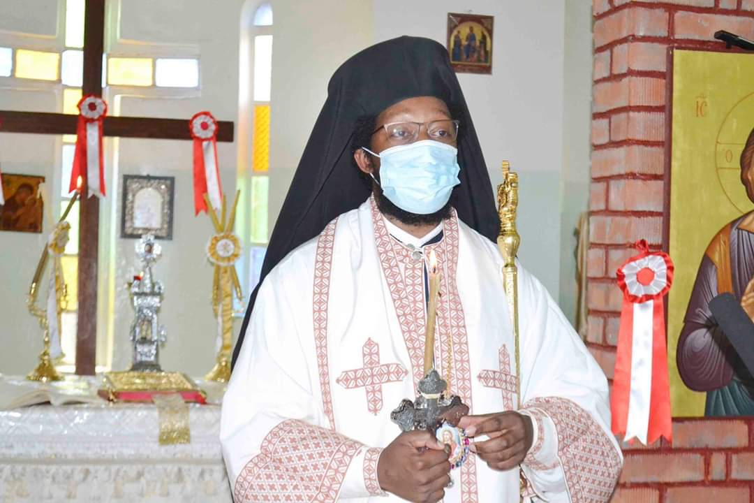 Orthodox_ug's tweet photo. The Bishop of Gulu and Eastern Uganda has celebrated #holyliturgy at the Resurrection Cathedral in Jinja. He offered special prayers in intersession to God to have mercy on us &amp; end this #COVID19 &amp; urged total observation of guides lines enacted to reduce  spread of the virus. https://t.co/7B8a4fZnL3