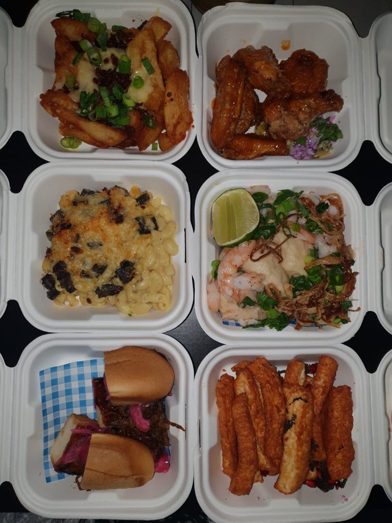 NorthantshourUk's tweet image. My friend just sent me a picture of her @Breadandpullet order that I had to share with you guys! Food envy!! #Northantshour #Celebratenorthampton #Lovenorthampton #Northantstogether