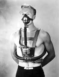 USNAMuseum's tweet photo. #OTD 1943 @navalacademy #history: Dr. Chris Lambertsen held the first closed-circuit oxygen SCUBA course in the US for the Office of Strategic Services maritime unit at the Naval Academy

#USNA175
@USNHistory 
@osssociety https://t.co/AwbjG4jZRC