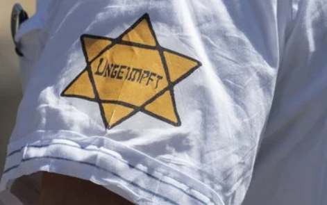 Oh. Da hat jemand "geschichtsvergessenes Arschloch" falsch geschrieben.