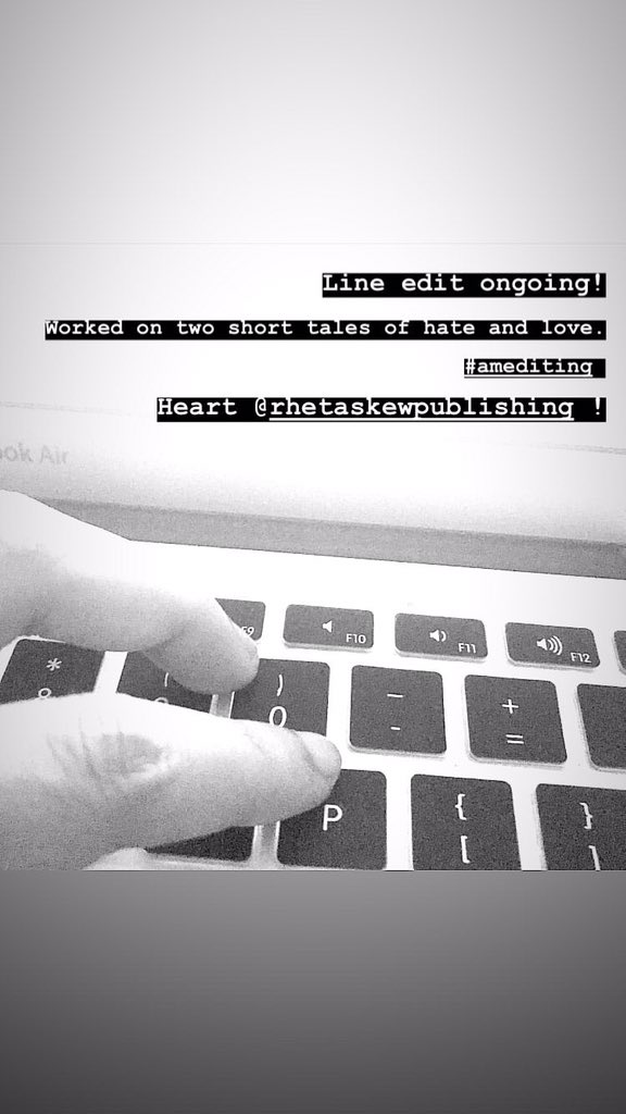 adwaita_one's tweet photo. More memories from round one wrap up of line edit. Book upcoming—Seven short stories; Sci-Fi-Fantasy.
@RhetoricAskew ✍🏻👨🏻💻🖤🖤
#writing #WritingCommunity #authorlife #author #sff #life #love #quantumphysics #Apocalypse #magicreal #scifi #fantasy #mindfulness #Mentalhealth #book https://t.co/z5WkJvcBhr